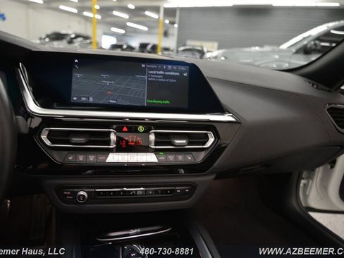 Used 2024 BMW Z4 M40i w/ Premium Package image 26