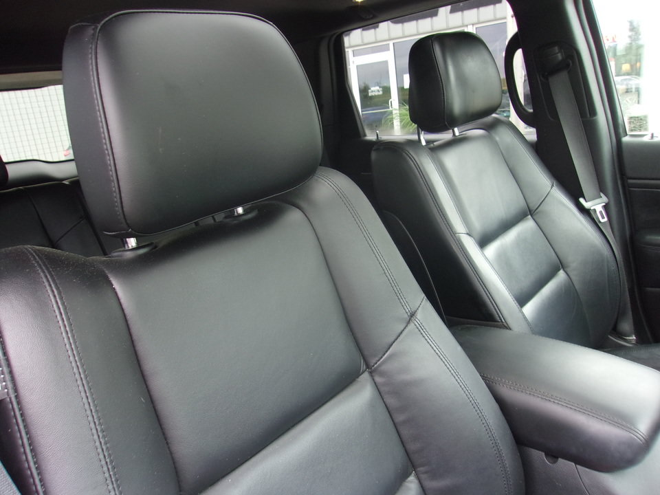 Used 2020 Jeep Grand Cherokee Limited AWD/4WD image 15