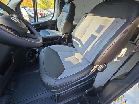 New 2026 RAM ProMaster 1500 w/ Convenience Group FWD image 15