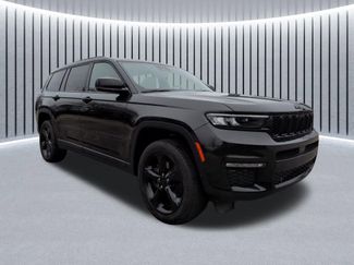 Used 2025 Jeep Grand Cherokee L Limited w/ Luxury Tech Group II video 1