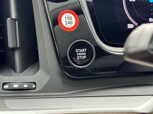 Certified 2025 Porsche Cayenne Coupe image 26