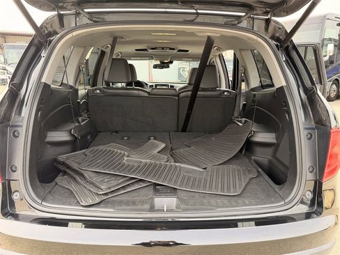 Used 2016 Honda Pilot Touring image 28