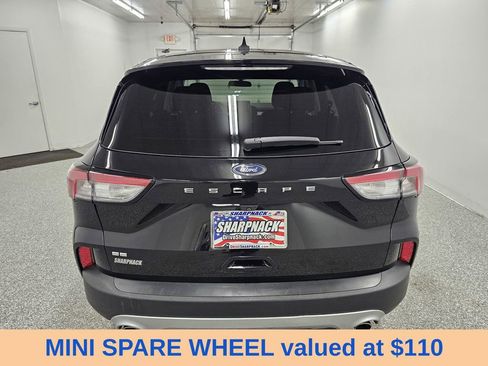 Used 2022 Ford Escape SE w/ Cold Weather Package FWD image 6