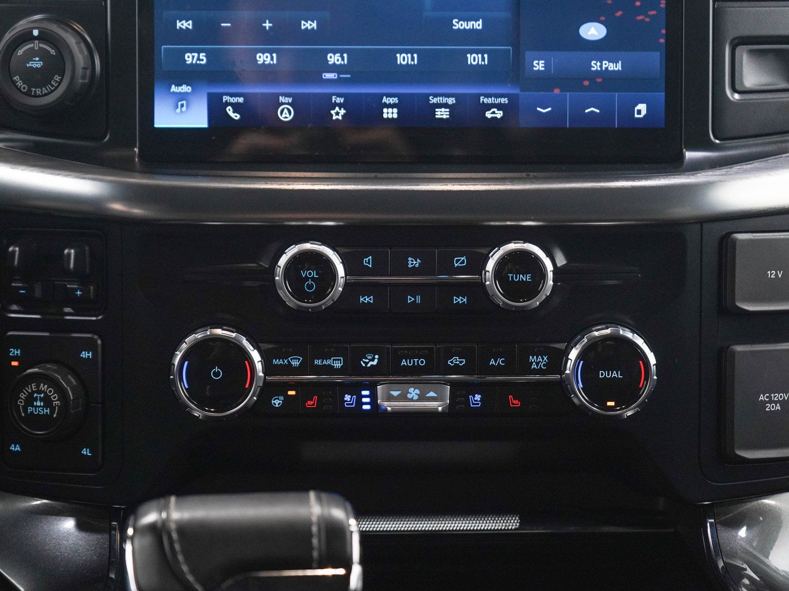 Used 2023 Ford F150 Lariat w/ Equipment Group 502A High AWD/4WD image 19