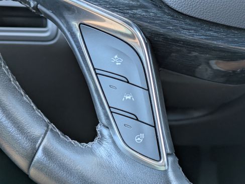 Certified 2023 Cadillac XT5 Premium Luxury AWD/4WD image 24
