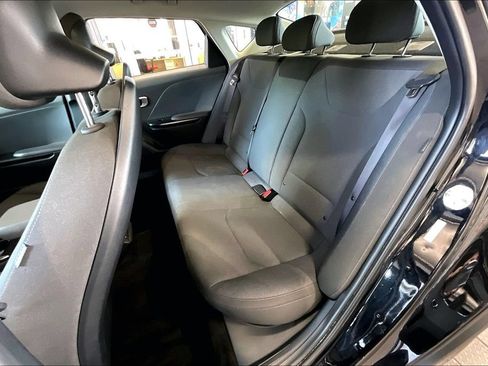 Used 2025 Kia K4 FWD image 14
