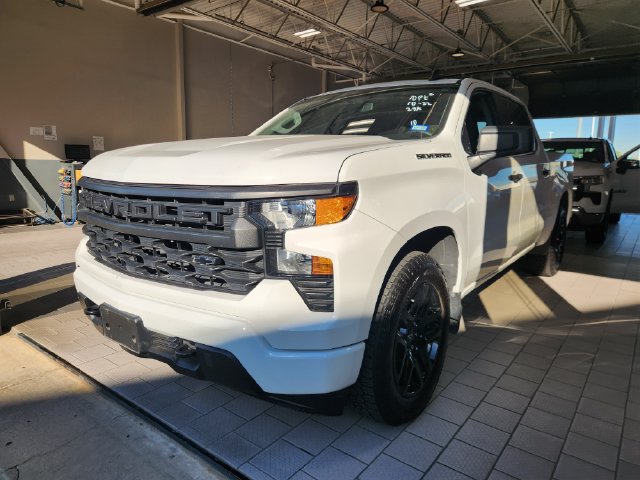 Used 2024 Chevrolet Silverado 1500 Custom w/ LPO, Dark Essentials Package RWD image 3