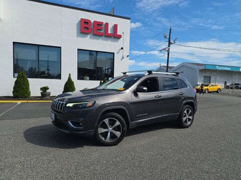 Used 2019 Jeep Cherokee Limited AWD/4WD image 1