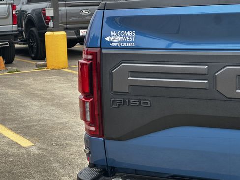 Used 2019 Ford F150 Raptor w/ Equipment Group 802A Luxury AWD/4WD image 7