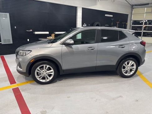 Used 2023 Buick Encore GX Preferred w/ Cold Weather Comfort Package image 5