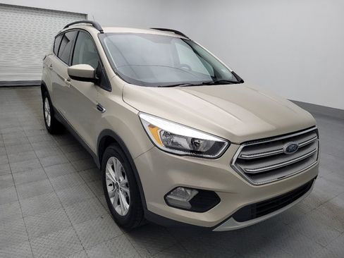 Used 2018 Ford Escape SE w/ SE Sync 3 Package FWD image 13