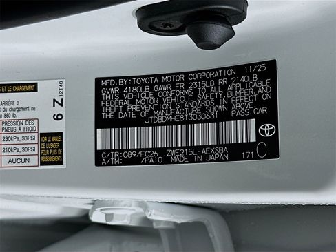 Used 2026 Toyota Corolla SE image 30