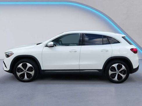 Certified 2026 Mercedes-Benz GLA 250 4MATIC image 6