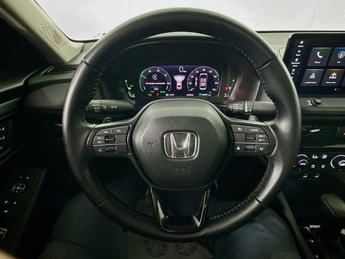 Used 2024 Honda Accord EX-L image 11