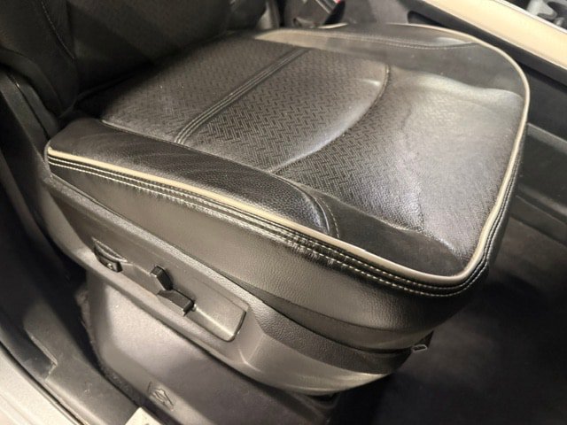 Used 2022 RAM 3500 Laramie AWD/4WD image 10