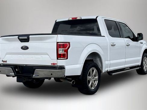 Used 2018 Ford F150 XLT w/ Equipment Group 302A Luxury image 5