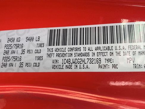 Used 2017 Jeep Wrangler Unlimited Sport w/ Connectivity Group image 18