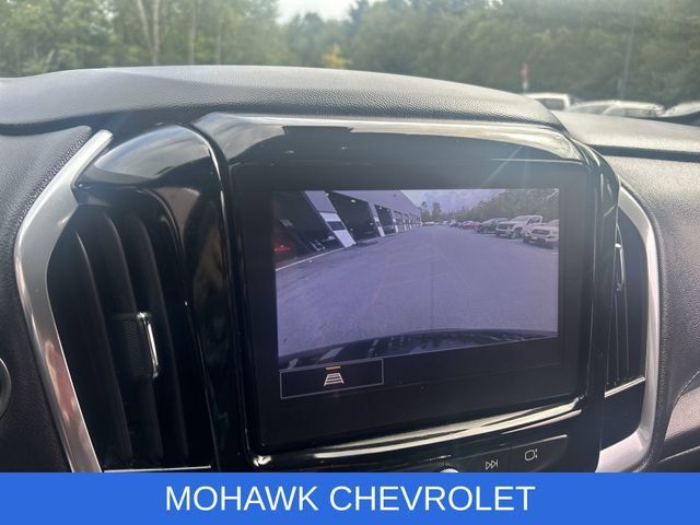 Used 2022 Chevrolet Traverse LT AWD/4WD image 14