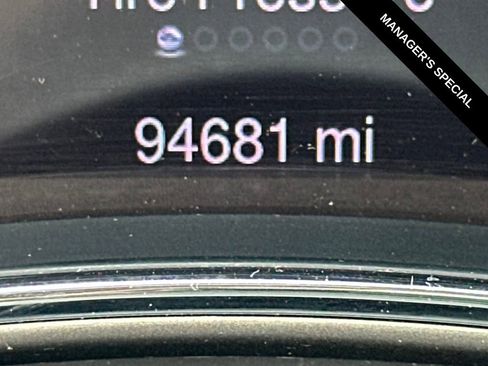 Used 2015 Jeep Grand Cherokee Limited w/ Luxury Group II image 23