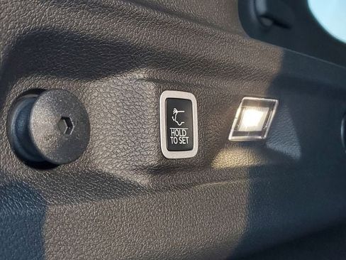 New 2025 Jeep Grand Cherokee L Limited image 10