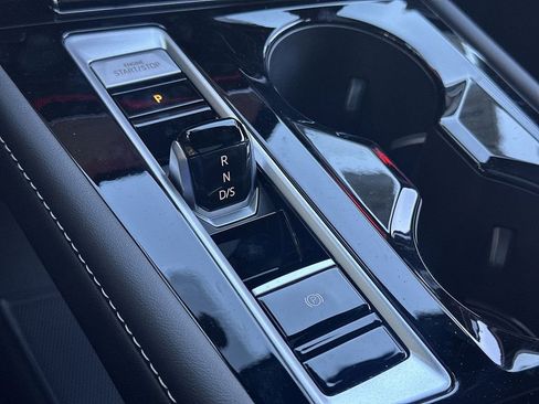 New 2026 Volkswagen Atlas Cross Sport SEL Premium R-Line image 20