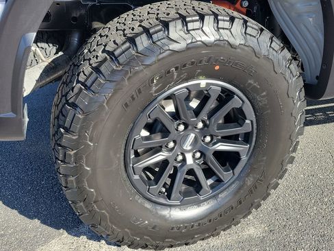 Used 2026 Ford F150 Raptor AWD/4WD image 25