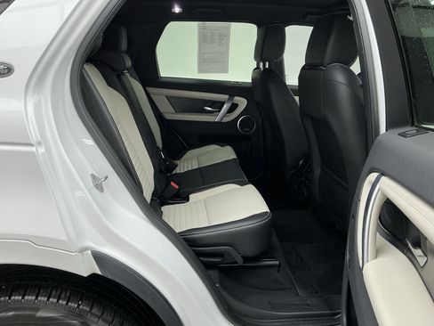 Used 2023 Land Rover Discovery Sport SE R-Dynamic image 21