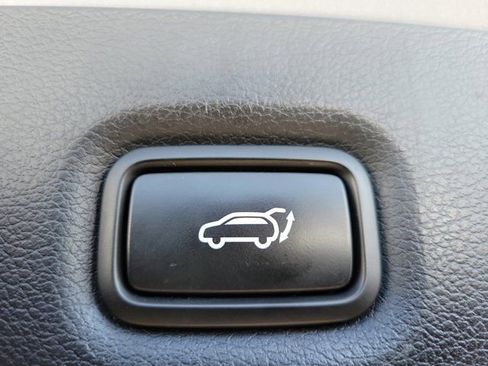 Certified 2023 Hyundai Santa Fe Limited AWD/4WD image 6