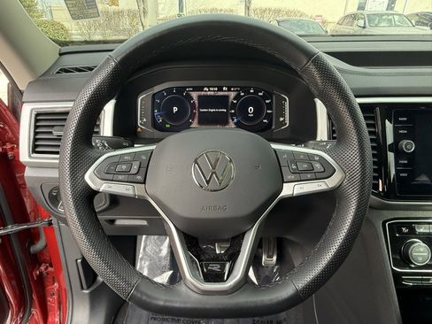 Used 2023 Volkswagen Atlas SEL Premium image 14