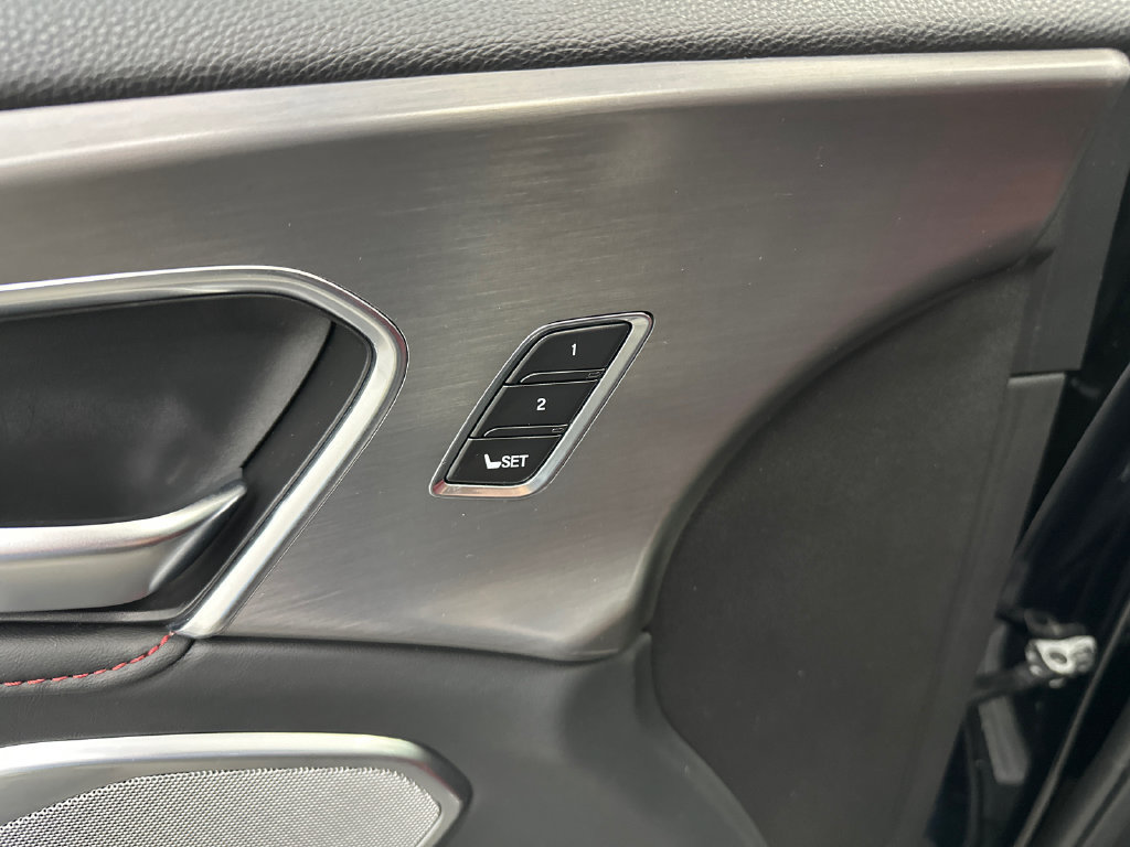 Used 2021 Acura RDX w/ Advance Package FWD image 12