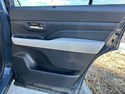 Used 2025 Toyota Grand Highlander Limited image 18