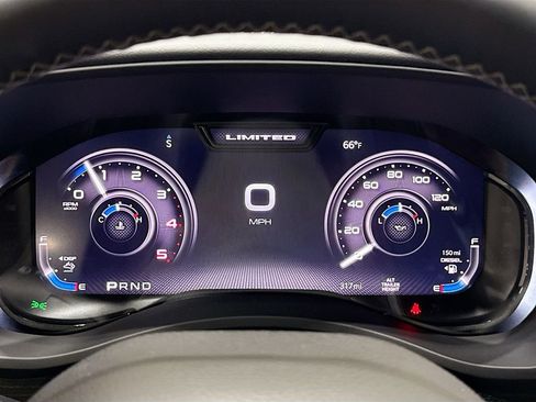 New 2024 RAM 2500 Limited image 30