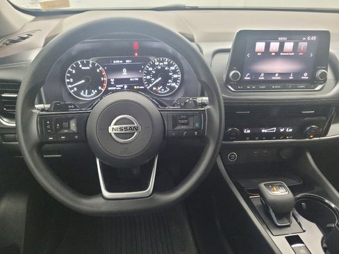 Used 2021 Nissan Rogue SV FWD image 22