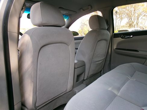Used 2008 Chevrolet Impala LS image 26