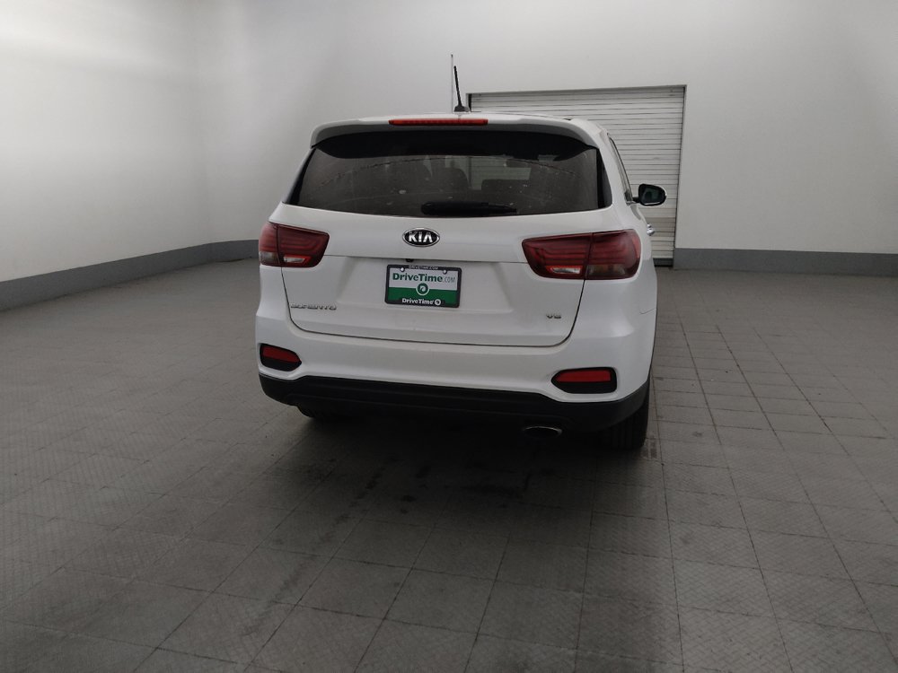 Used 2019 Kia Sorento AWD V6 image 7