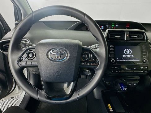 Certified 2022 Toyota Prius image 11