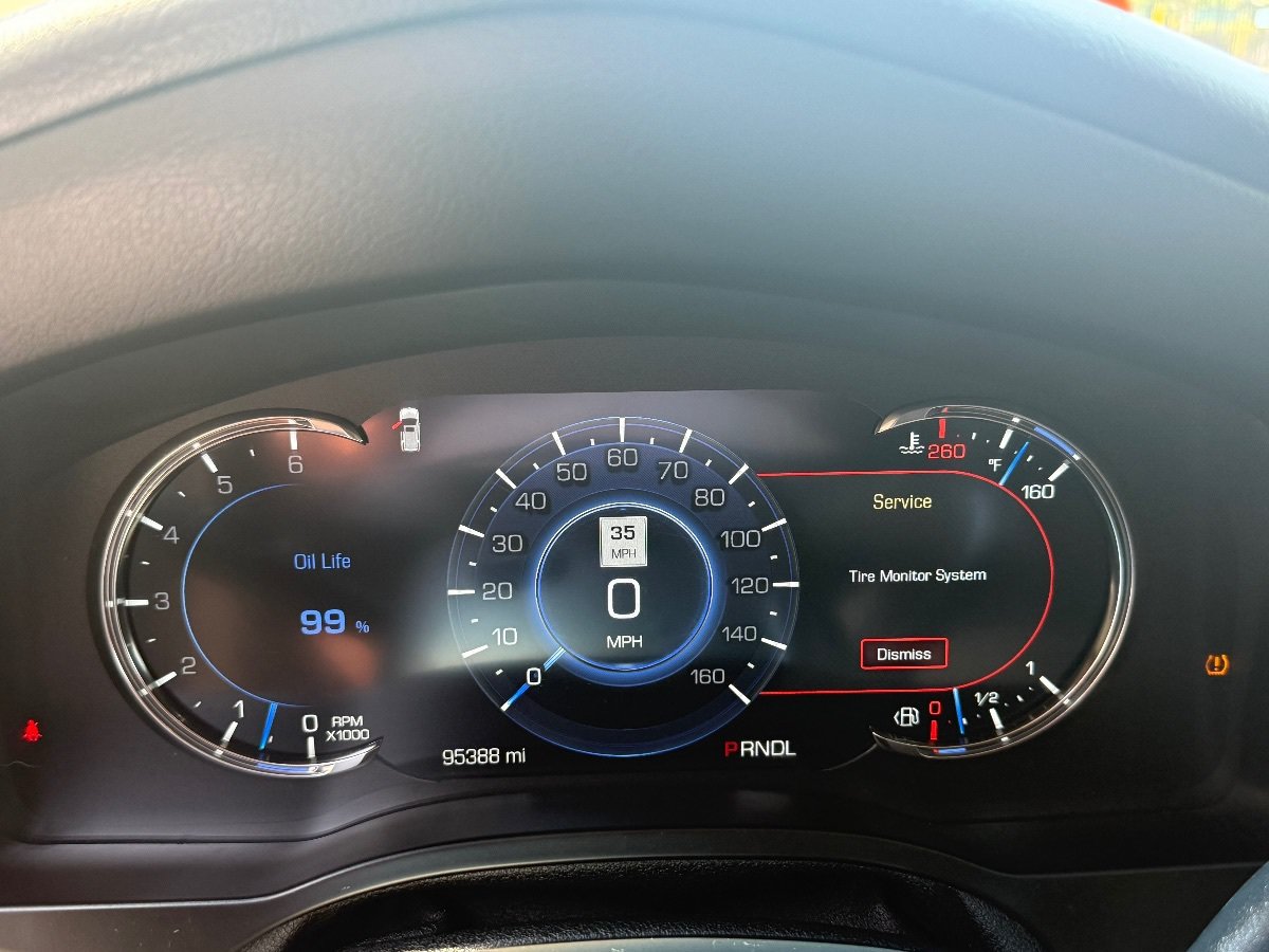 Used 2019 Cadillac Escalade Premium Luxury AWD/4WD image 26
