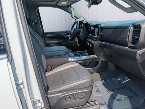 Certified 2024 Chevrolet Silverado 2500 LTZ w/ LTZ Plus Package AWD/4WD image 10