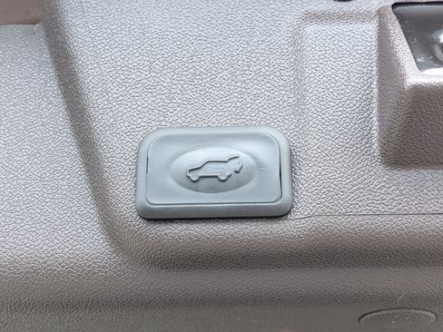Used 2015 Buick Enclave Leather FWD image 14