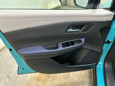 New 2026 Nissan Leaf Platinum+ image 19