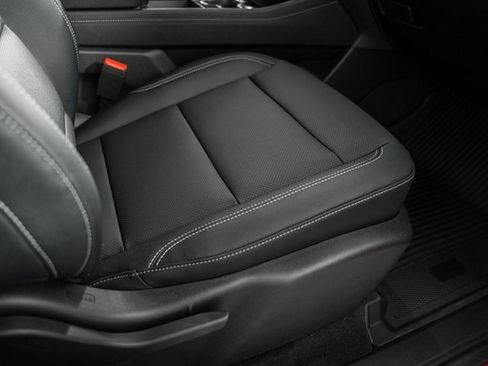New 2026 Chevrolet Traverse LT w/ LPO, Floor Liner Package image 36