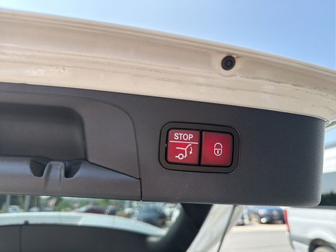 Certified 2021 Mercedes-Benz GLC 300 4MATIC image 29