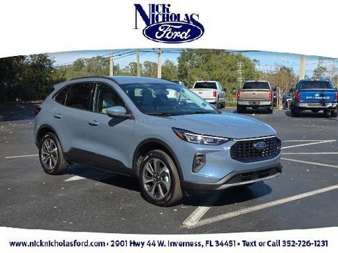 Certified 2025 Ford Escape Platinum w/ Premium Technology Package image 1