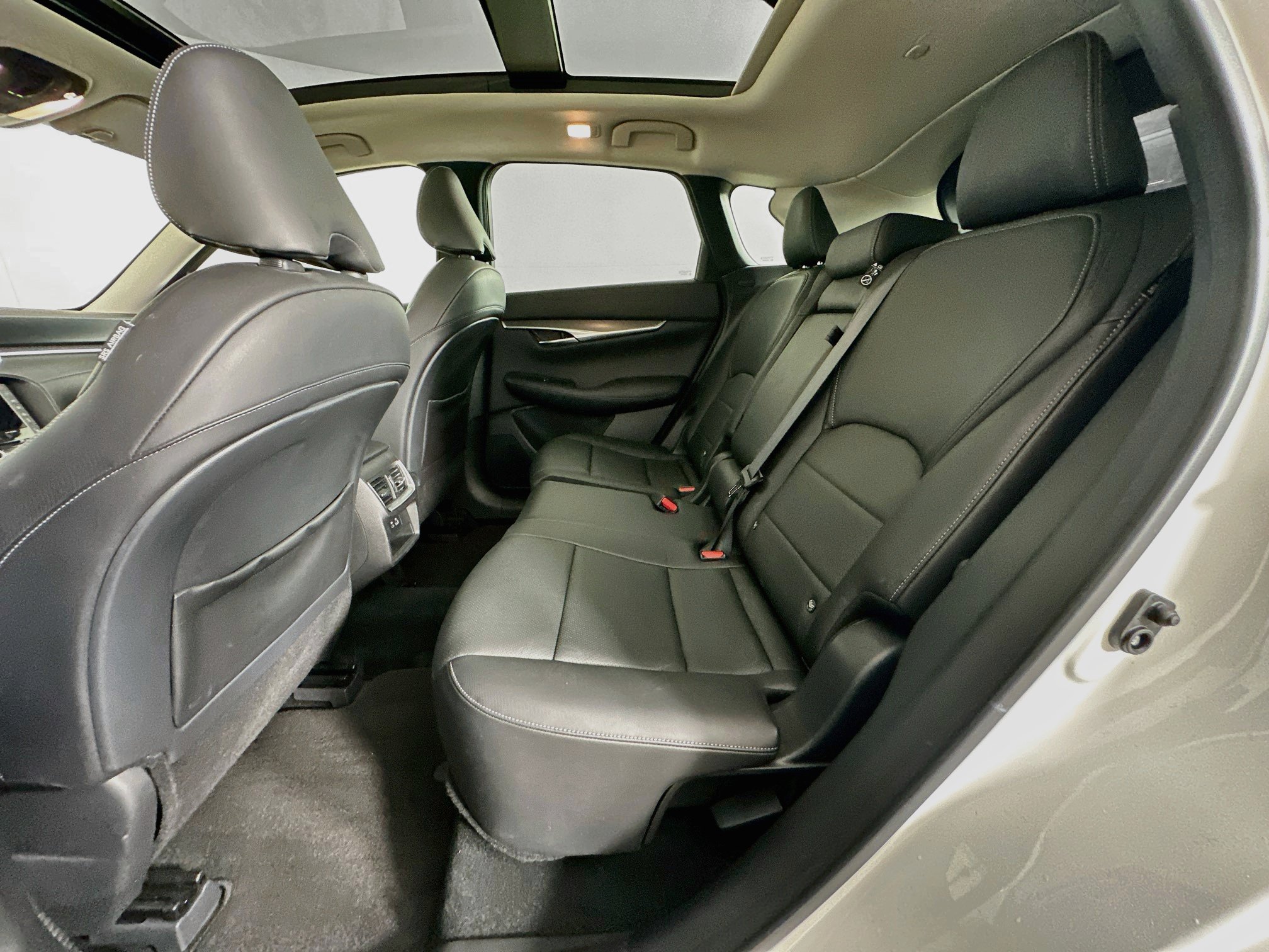 Used 2023 INFINITI QX50 Luxe AWD/4WD image 27