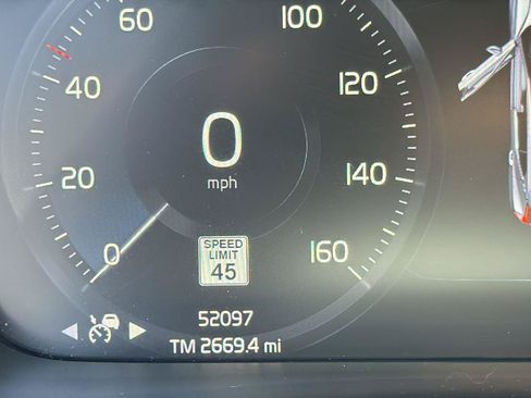 Used 2019 Volvo XC40 T5 Inscription AWD/4WD image 11