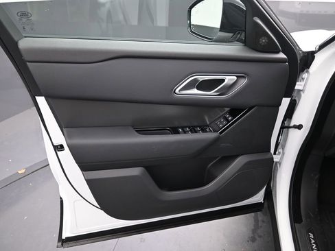 New 2026 Land Rover Range Rover Velar S AWD/4WD image 19