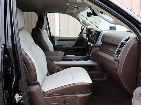 Used 2025 RAM 2500 Laramie w/ Towing Technology Group image 50