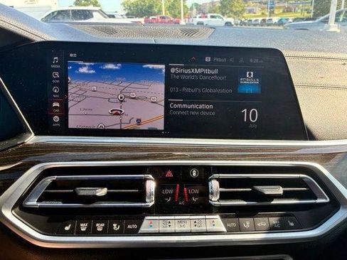 Used 2021 BMW X7 xDrive40i AWD/4WD image 21