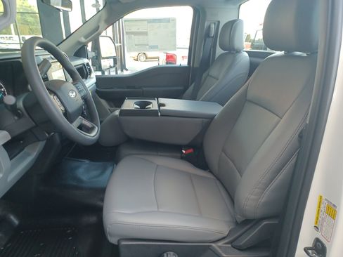 New 2026 Ford F250 XL image 15