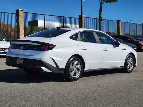 New 2026 Hyundai Sonata SE image 2